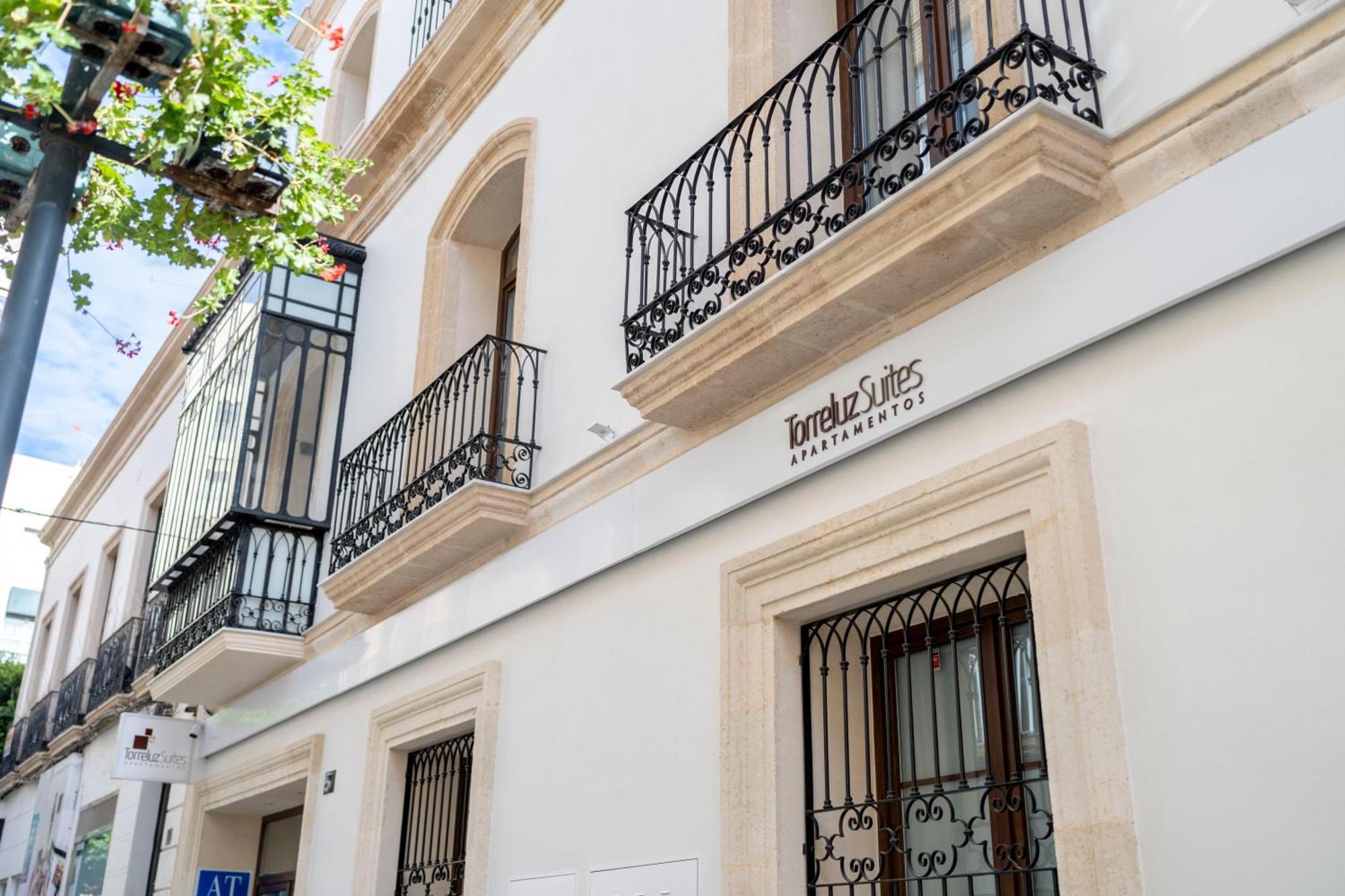 Torreluz Suites Almeria Bagian luar foto