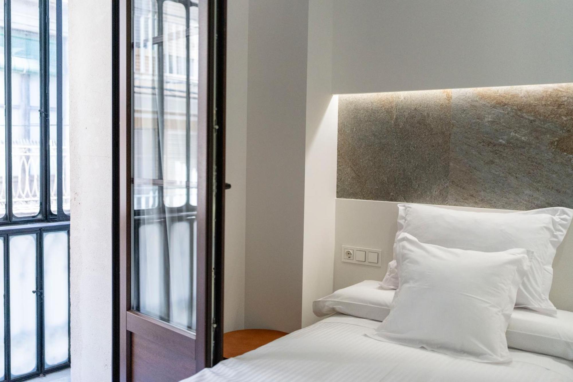 Torreluz Suites Almeria Bagian luar foto